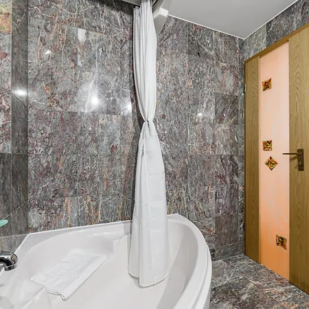 Pensiunea Casa Bono - Gæstehus