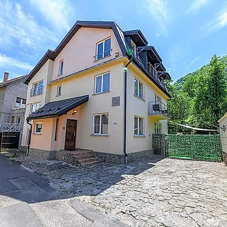 Гостевой дом Pensiunea Casa Bono - 3*