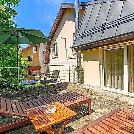 Pensiunea Casa Bono - 3* Брашов